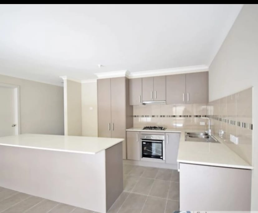propertyImage