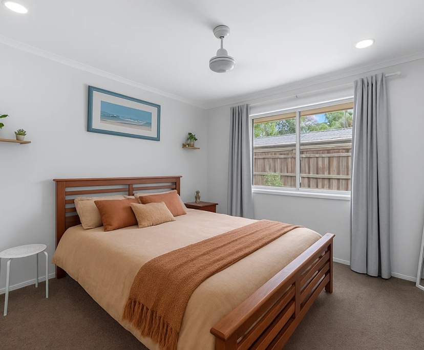 $395, Share-house, 3 bathrooms, Jubilee Pocket QLD 4802