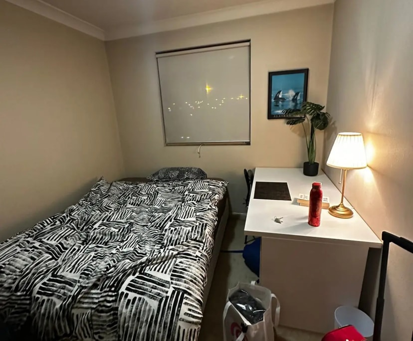 Room for Rent in Ashfield, Sydney 300, Furnished,...