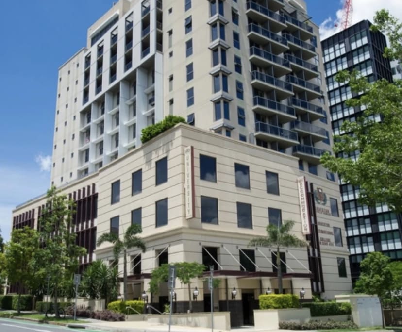 Studio for Rent in Kangaroo Point, Brisbane 450,