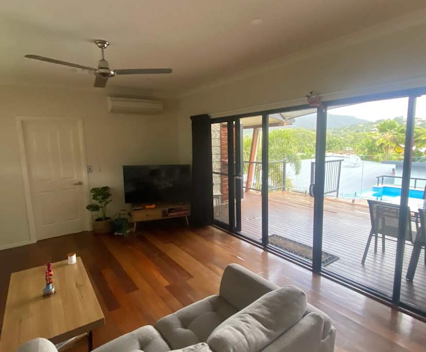 $470, Share-house, 5 bathrooms, Cannonvale QLD 4802