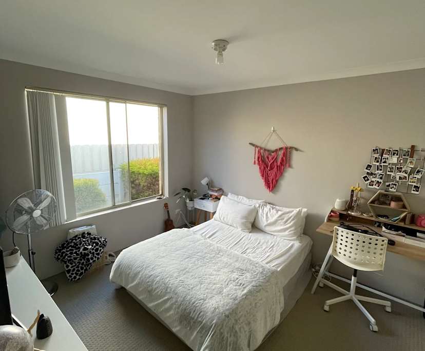 Furnished room with own bathroom