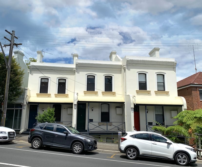 Room in a share house