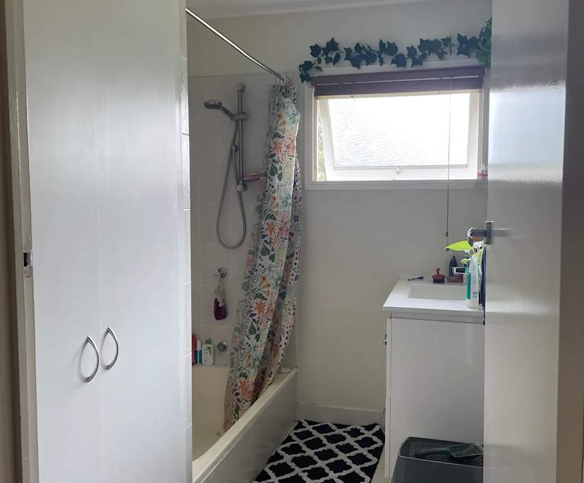 $204, Share-house, 4 bathrooms, Holland Park West QLD 4121