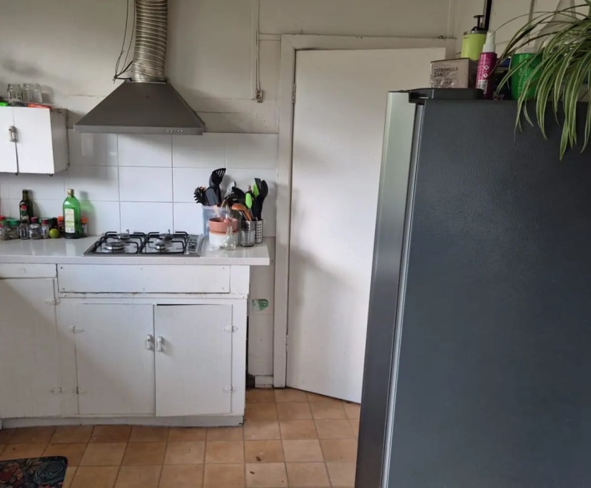 Unfurnished room in a share house