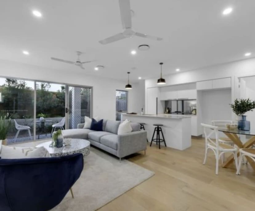 Room for Rent in Seven Hills, Brisbane 200, Unfur...