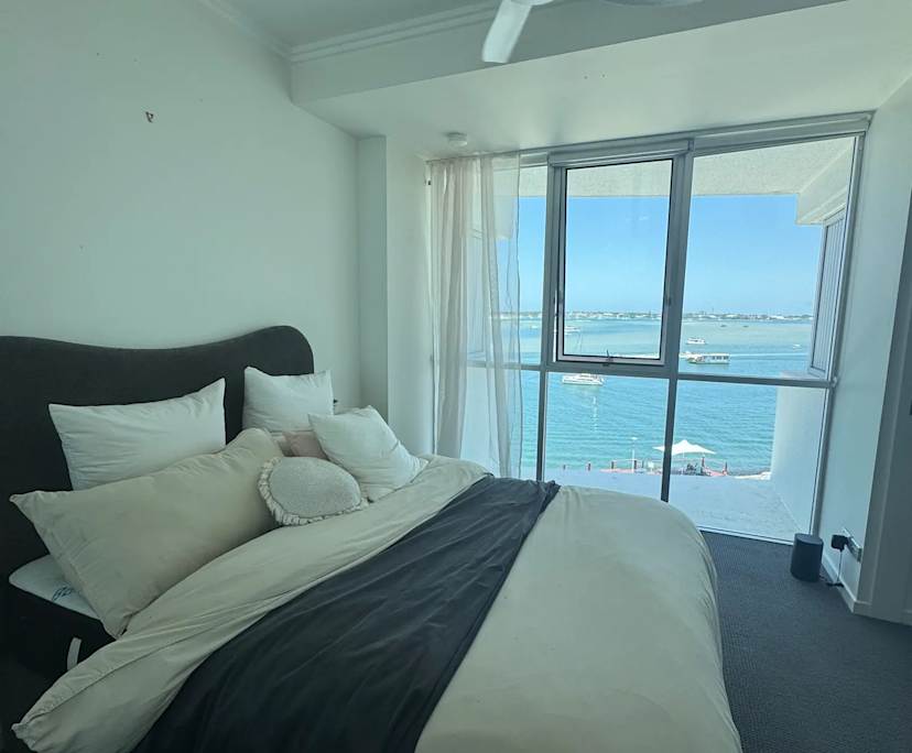 $500, Flatshare, 2 bathrooms, Labrador QLD 4215