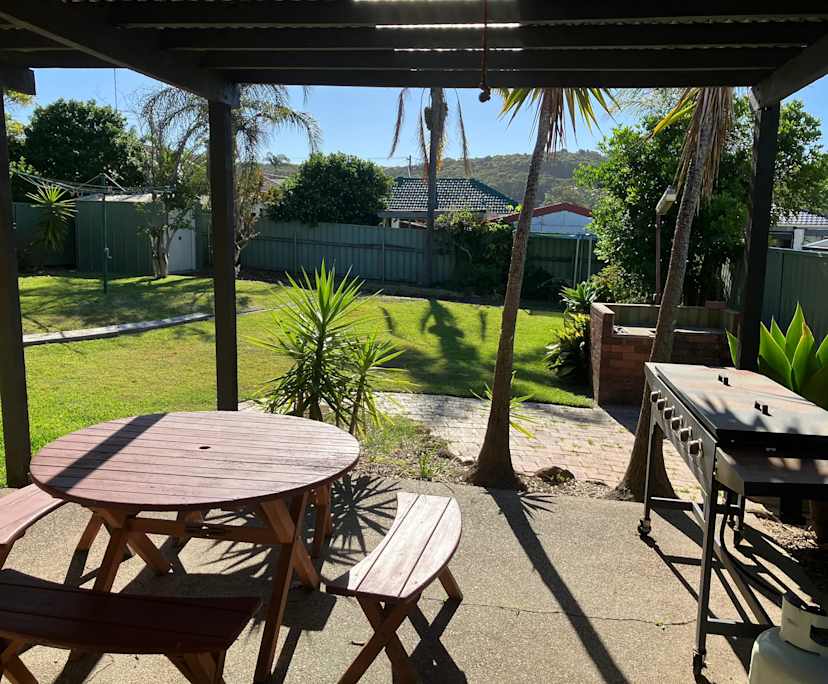 $280, Student-accommodation, 4 bathrooms, Caves Beach NSW 2281