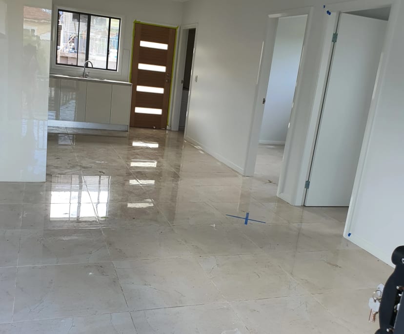 Whole property with 2 rooms for rent