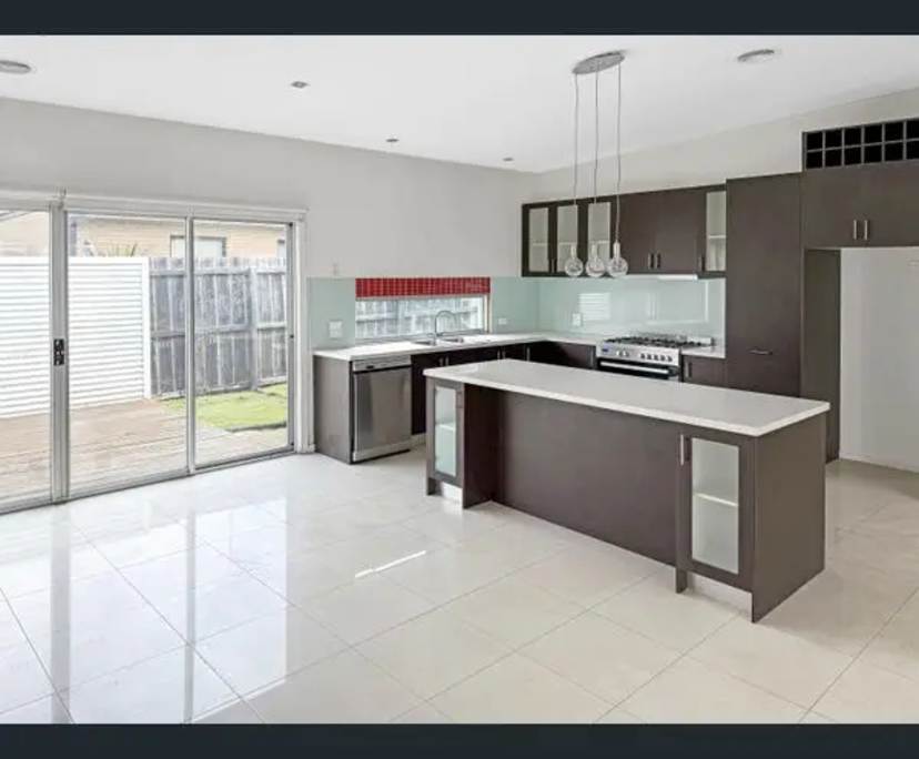 Unfurnished room with own bathroom