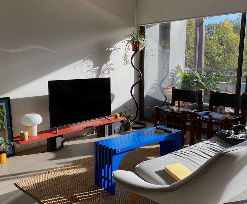 Unfurnished room in a flatshare