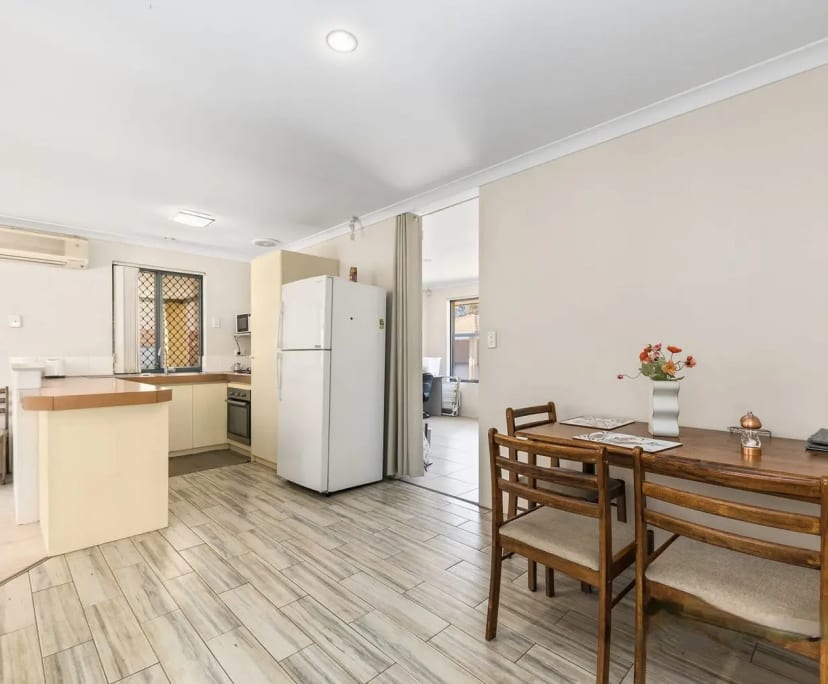 $280, Share-house, 4 bathrooms, Bentley WA 6102