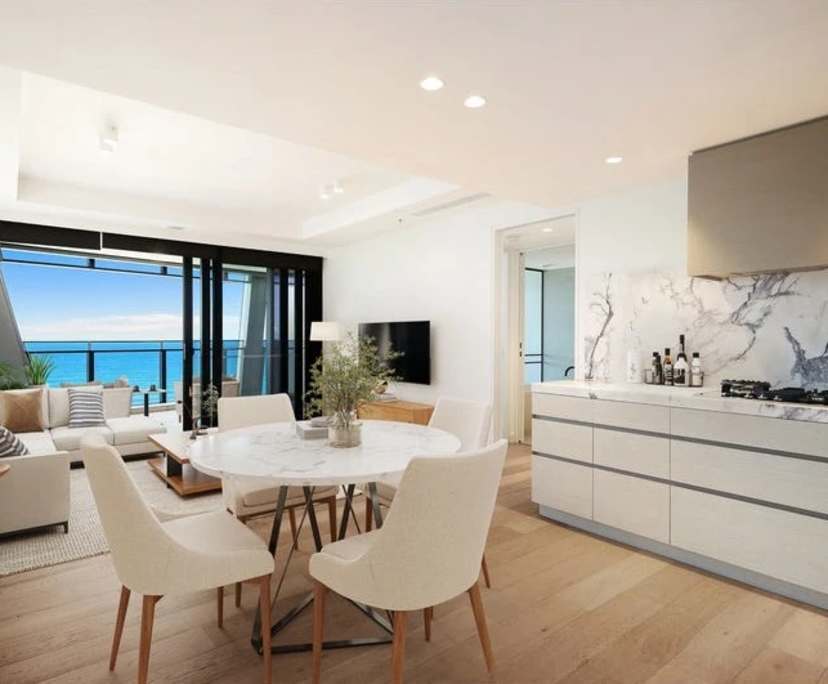 $1,000, 1-bed, 1 bathroom, Surfers Paradise QLD 4217