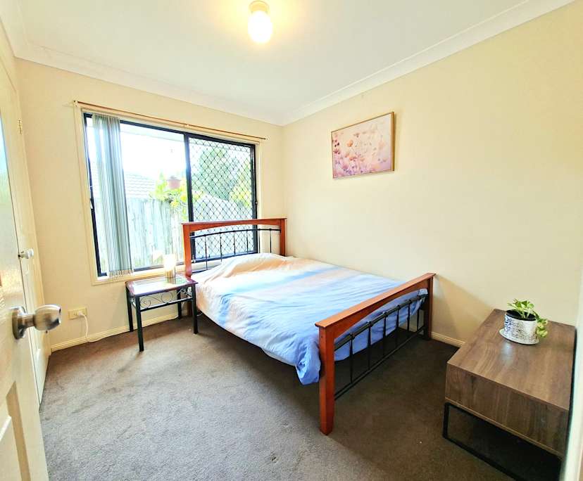 $240, Share-house, 3 bathrooms, Darra QLD 4076