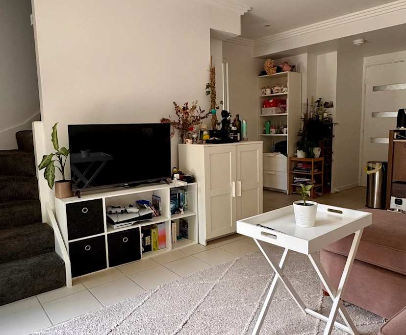 $350, Share-house, 2 bathrooms, Annerley QLD 4103