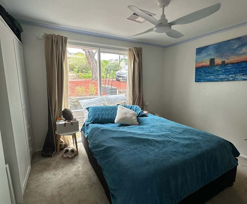 $500, Whole-property, 3 bathrooms, Giralang ACT 2617