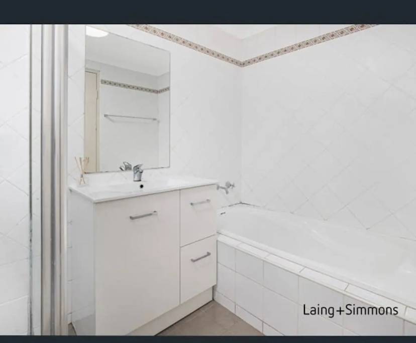 $330, Flatshare, 2 bathrooms, Westmead NSW 2145