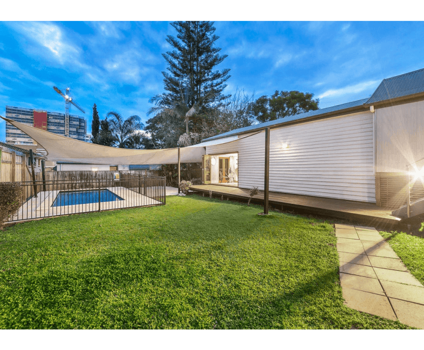 Granny Flat for Rent in East Brisbane, Brisbane 4...
