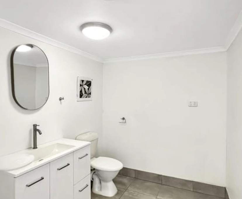 Unfurnished room with own bathroom