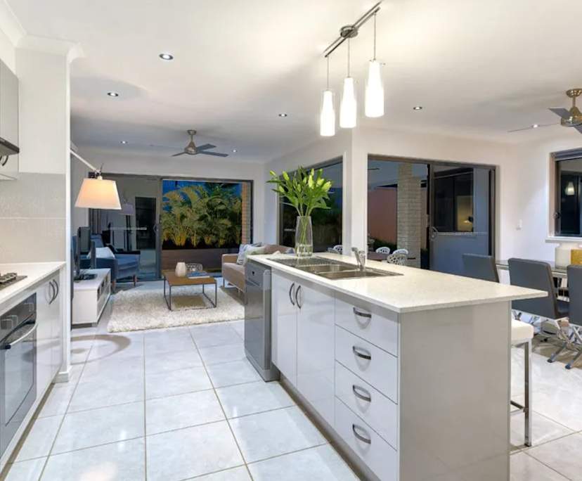 Unfurnished room in a share house