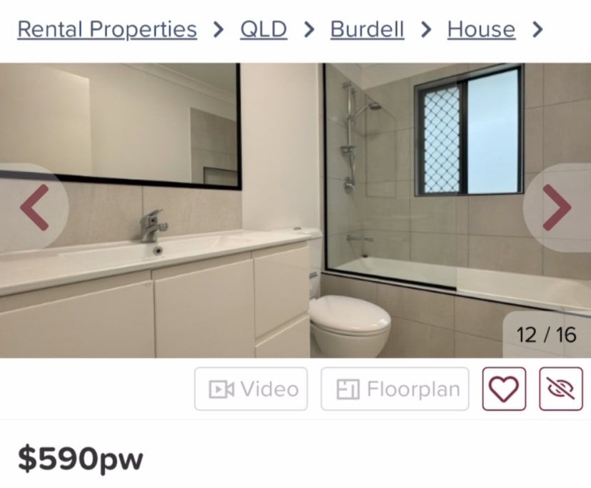 Unfurnished room with own bathroom
