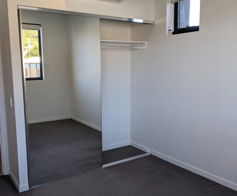 Unfurnished room with own bathroom
