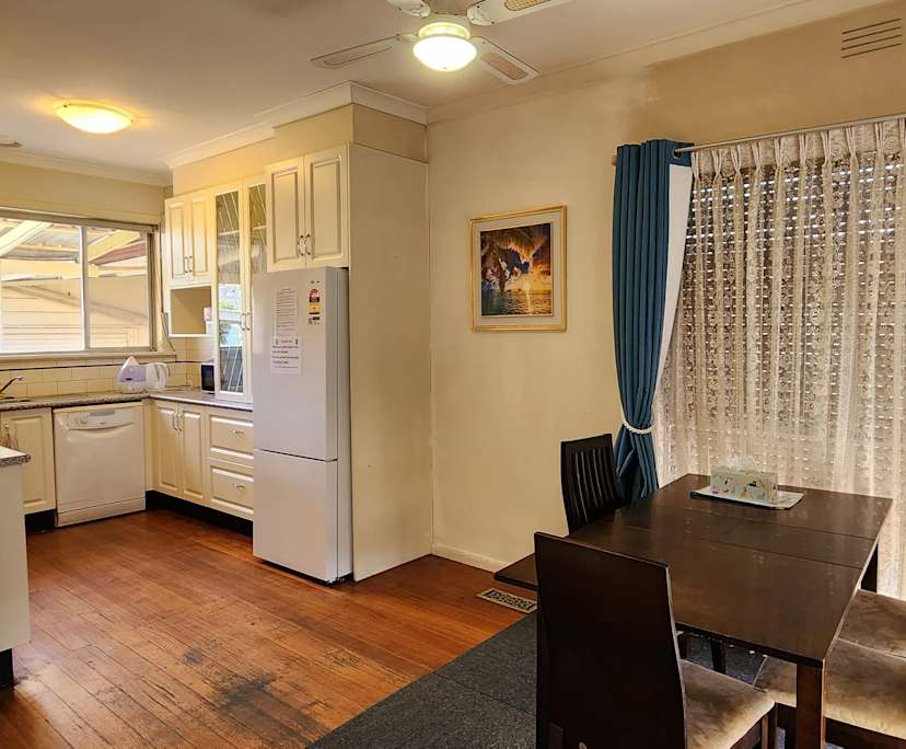 $219, Share-house, 4 bathrooms, Sunshine VIC 3020