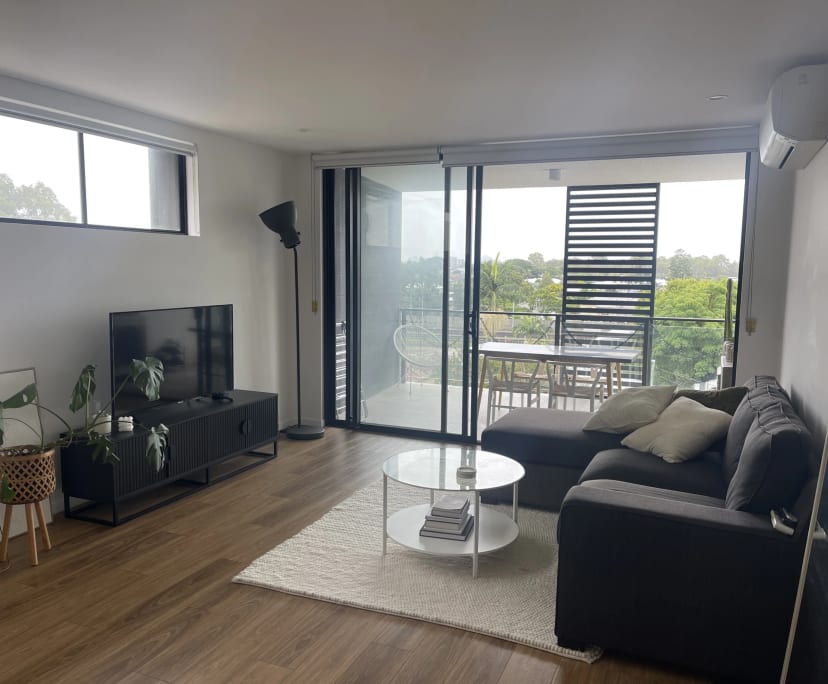 Room for Rent in Cannon Hill, Brisbane 210, Unfur...