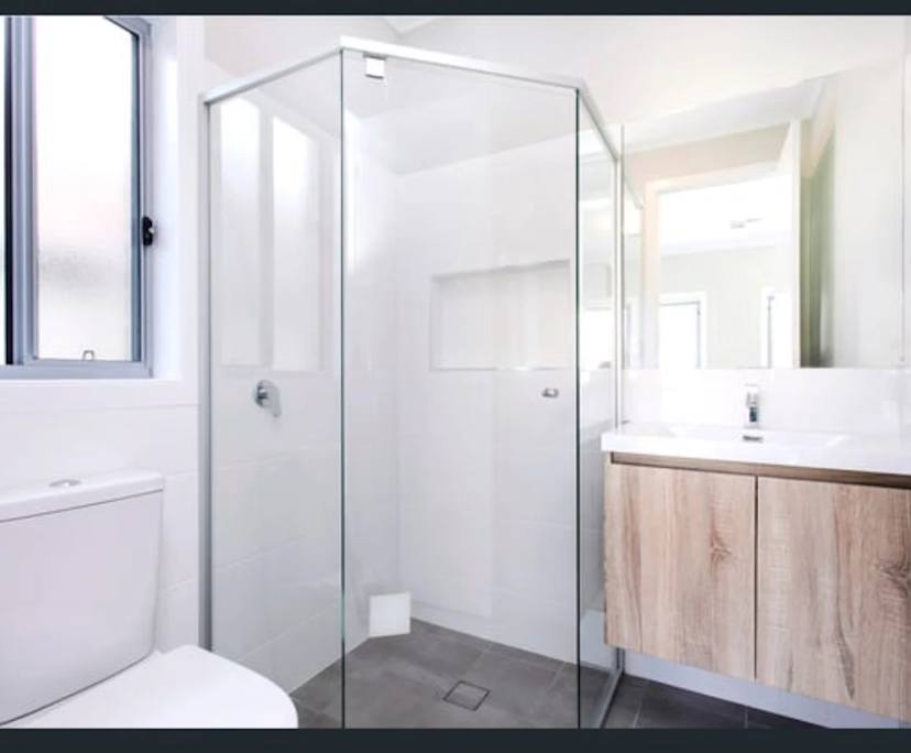 $230, Share-house, 3 bathrooms, Enfield SA 5085