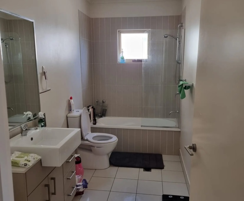 $210, Share-house, 3 bathrooms, Annerley QLD 4103