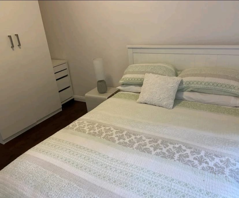 Room in a share house