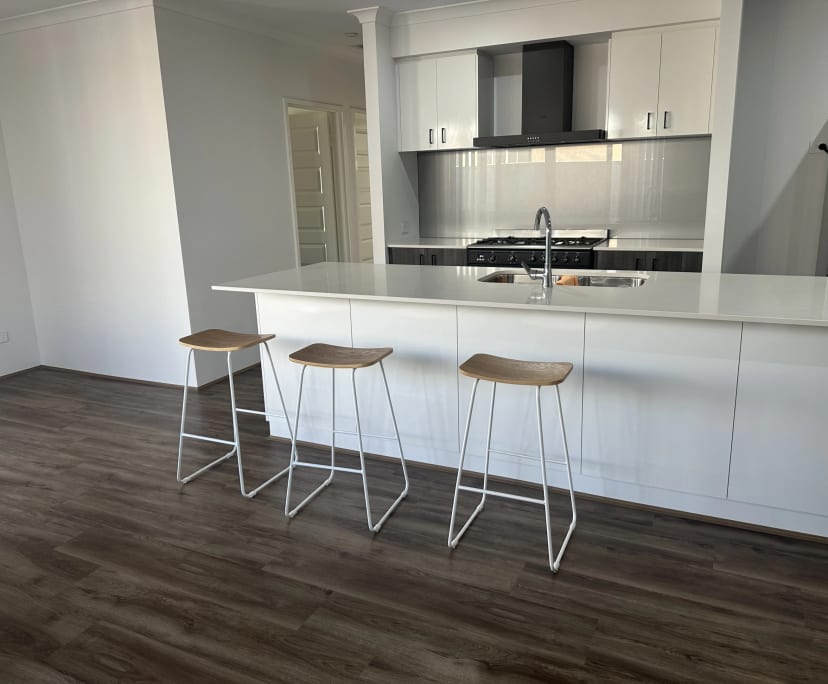 $350, Share-house, 4 bathrooms, Beckenham WA 6107