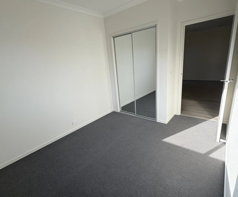 Unfurnished room with own bathroom