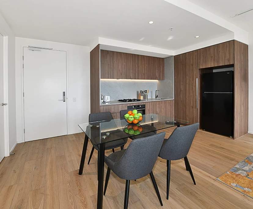 $1,050, Whole-property, 2 bathrooms, Melbourne VIC 3000