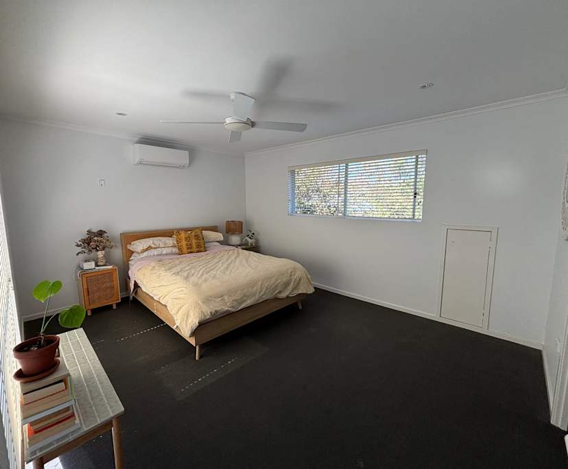 Room with ensuite in a share house