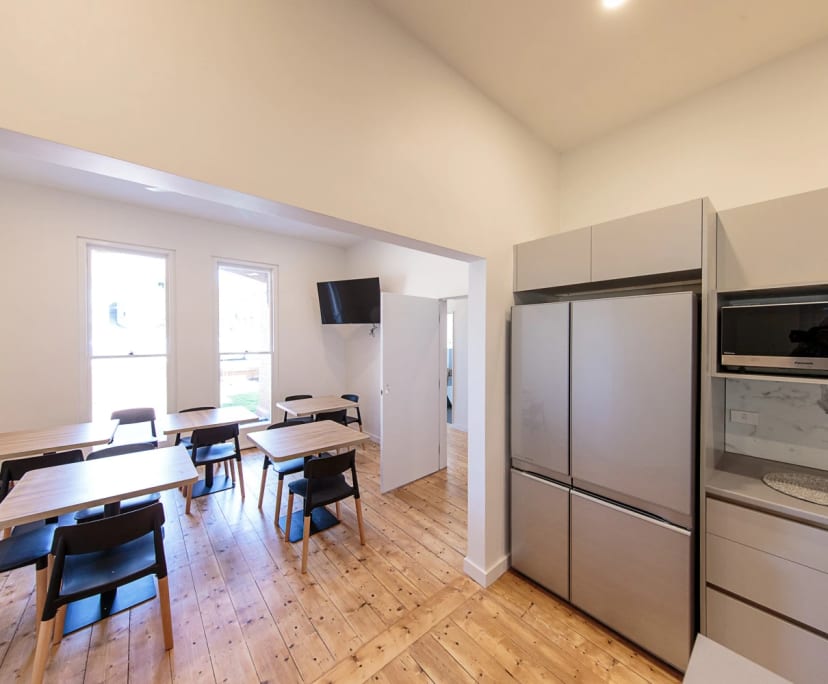 $340, Share-house, 6 bathrooms, Geelong West VIC 3218