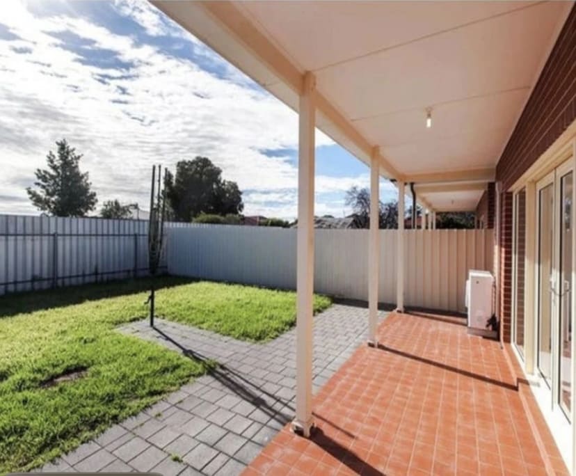 Unfurnished room in a share house