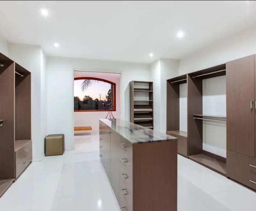 $300, Share-house, 4 rooms, Surfers Paradise QLD 4217, Surfers Paradise QLD 4217