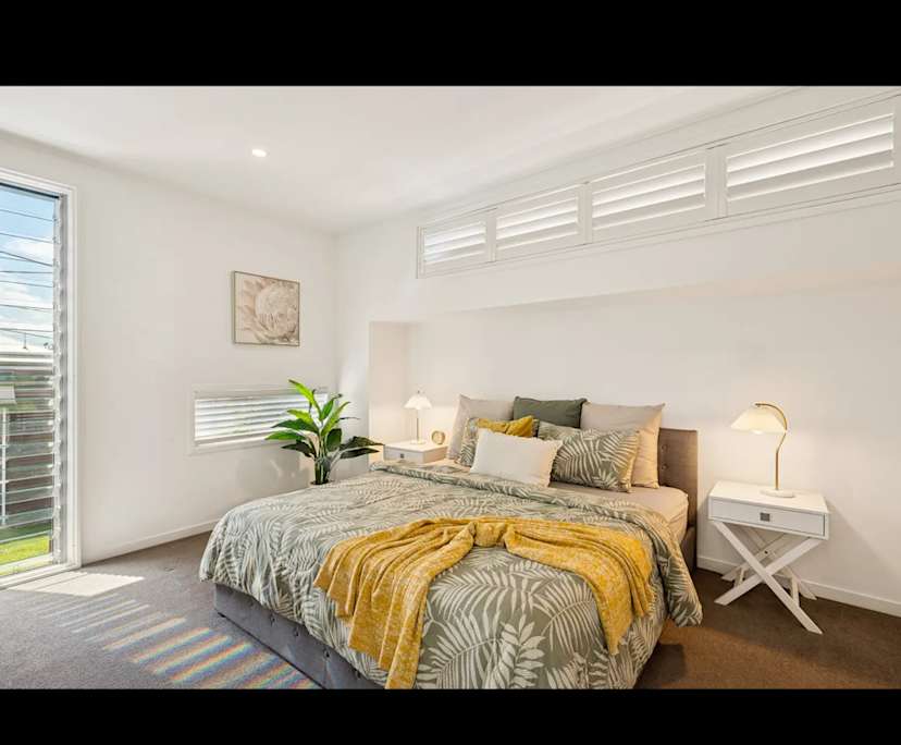 Unfurnished room with own bathroom