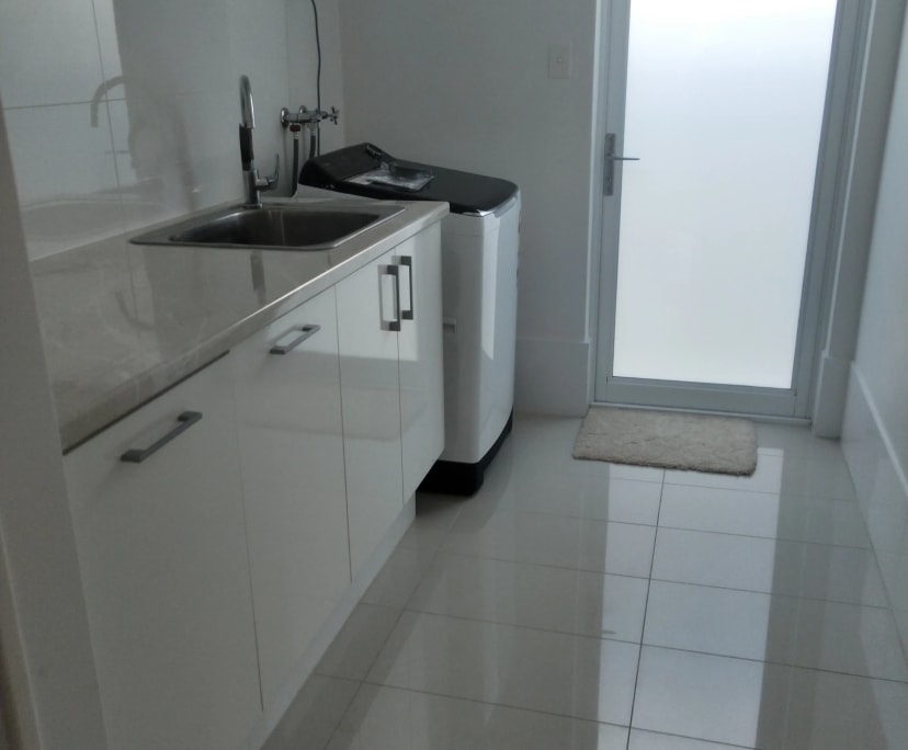 $325, Share-house, 4 bathrooms, Carlisle WA 6101