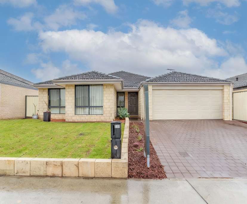 Room in a share house