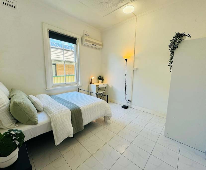 $290, Share-house, 6 bathrooms, Homebush NSW 2140