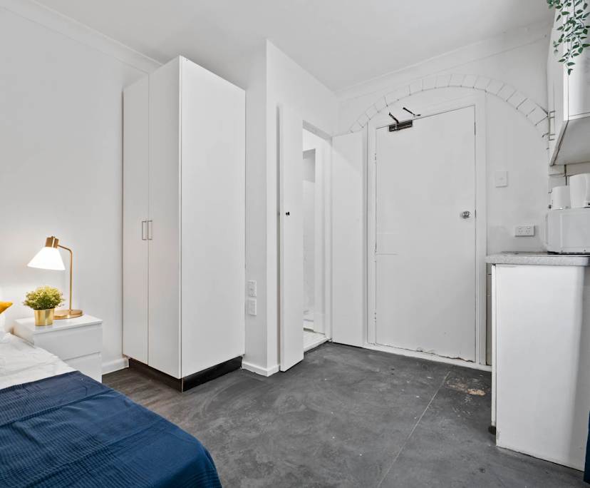 $400, Studio, 1 bathroom, Darlinghurst NSW 2010