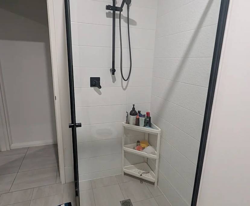 $230, Share-house, 3 bathrooms, Banjup WA 6164