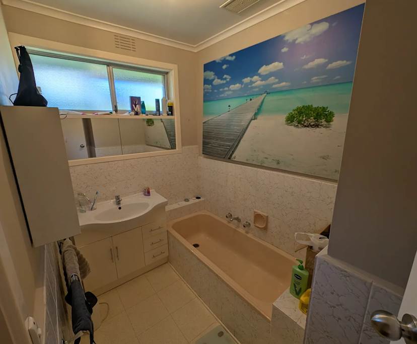 $240, Share-house, 3 bathrooms, Burwood East VIC 3151