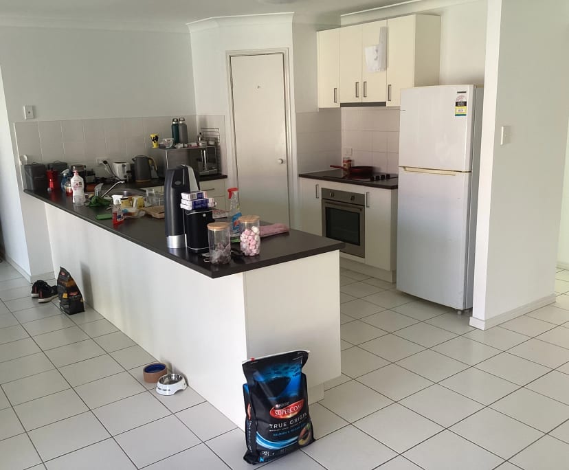 $250, Share-house, 4 bathrooms, Victoria Point QLD 4165