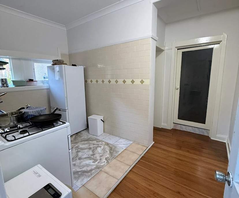 Whole property with 2 rooms for rent