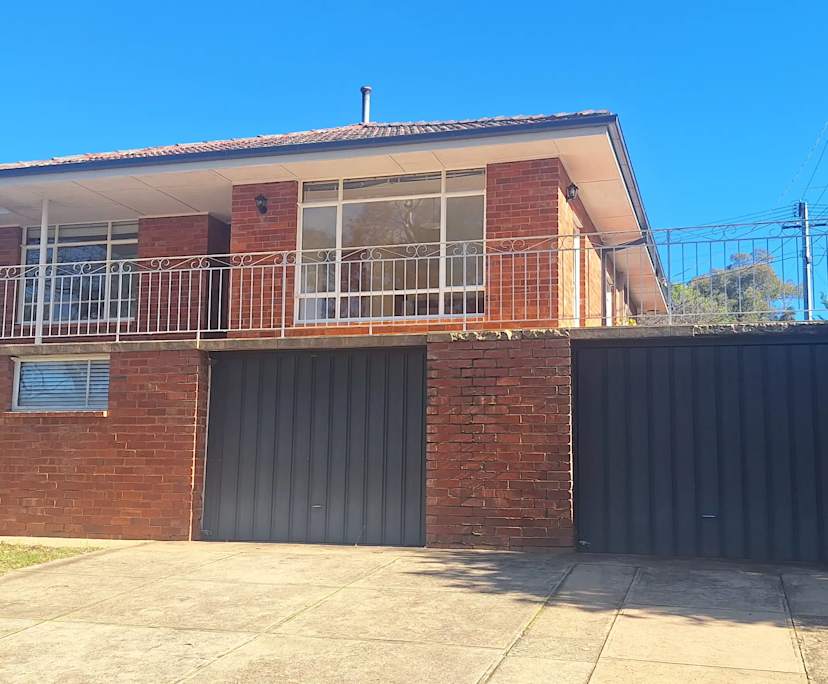 Whole property with 3 rooms for rent