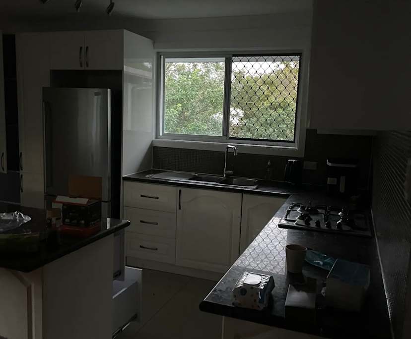 Room in a share house