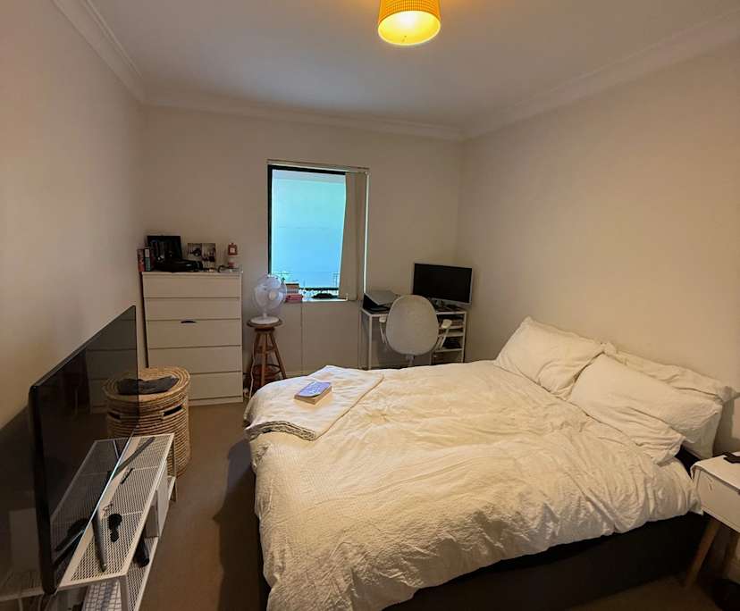 $340, Flatshare, 3 bathrooms, Newtown NSW 2042